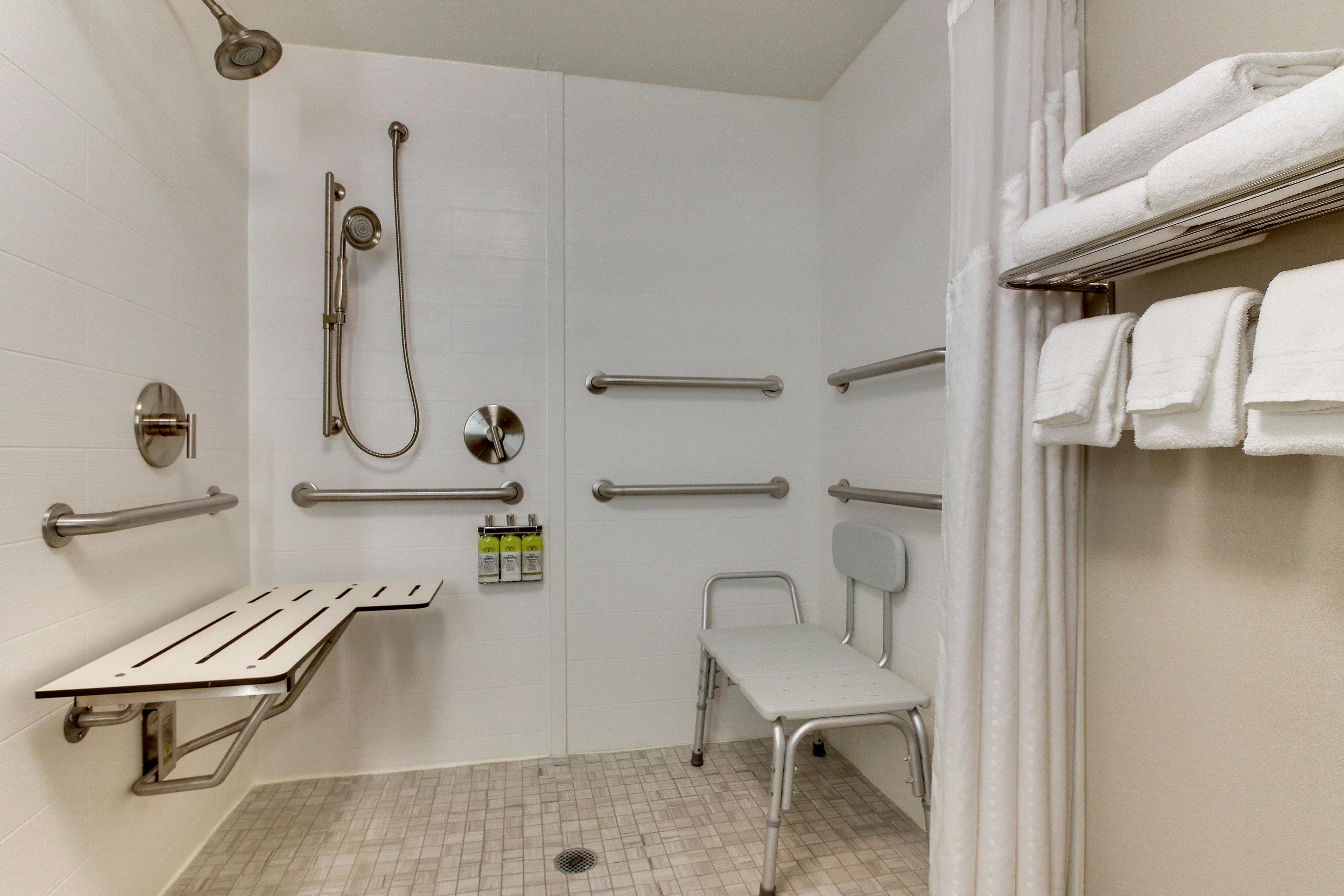 Holiday Inn Express & Suites Atlanta Perimeter Mall Hotel By Ihg Sandy Springs Eksteriør bilde