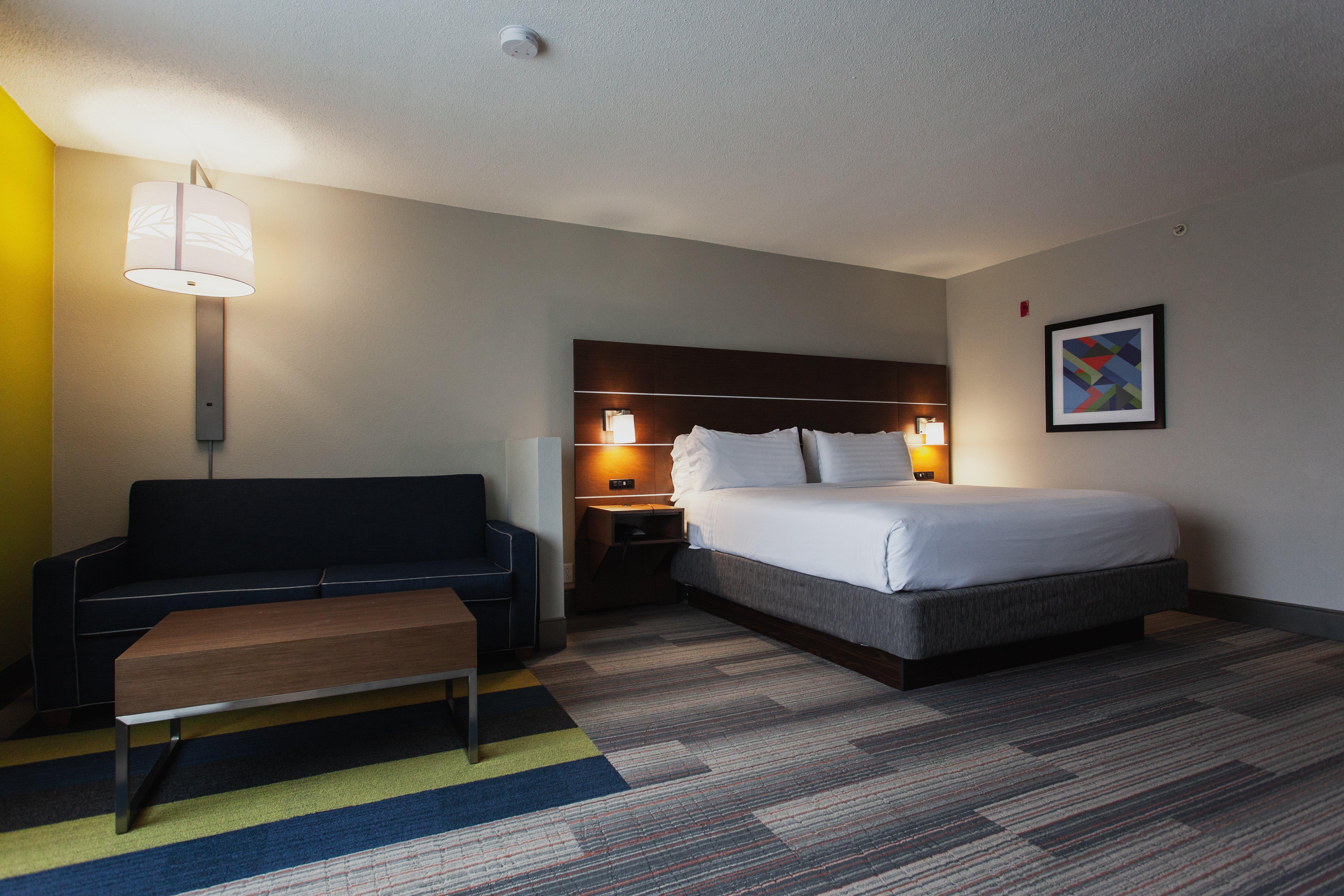 Holiday Inn Express & Suites Atlanta Perimeter Mall Hotel By Ihg Sandy Springs Eksteriør bilde