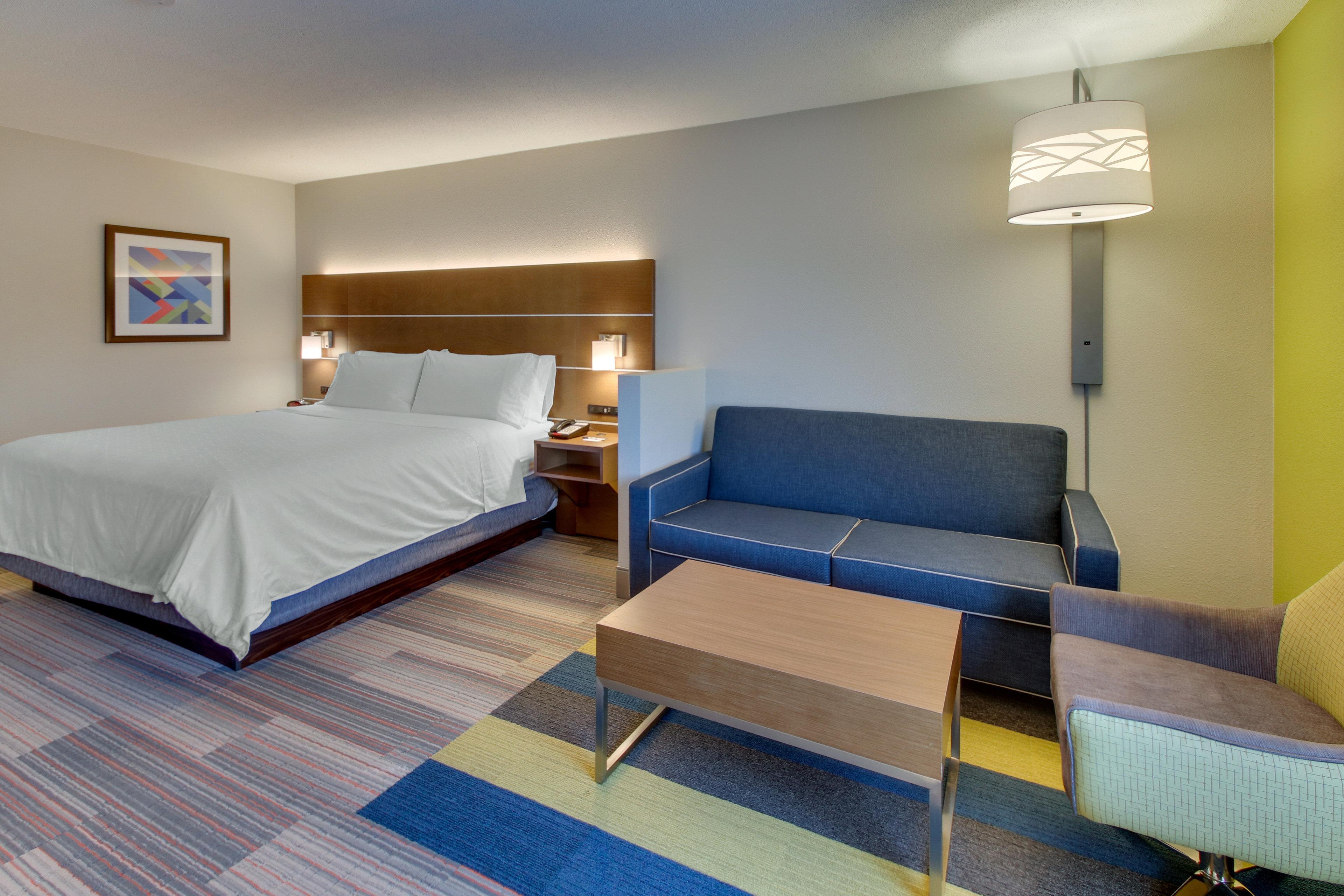 Holiday Inn Express & Suites Atlanta Perimeter Mall Hotel By Ihg Sandy Springs Eksteriør bilde