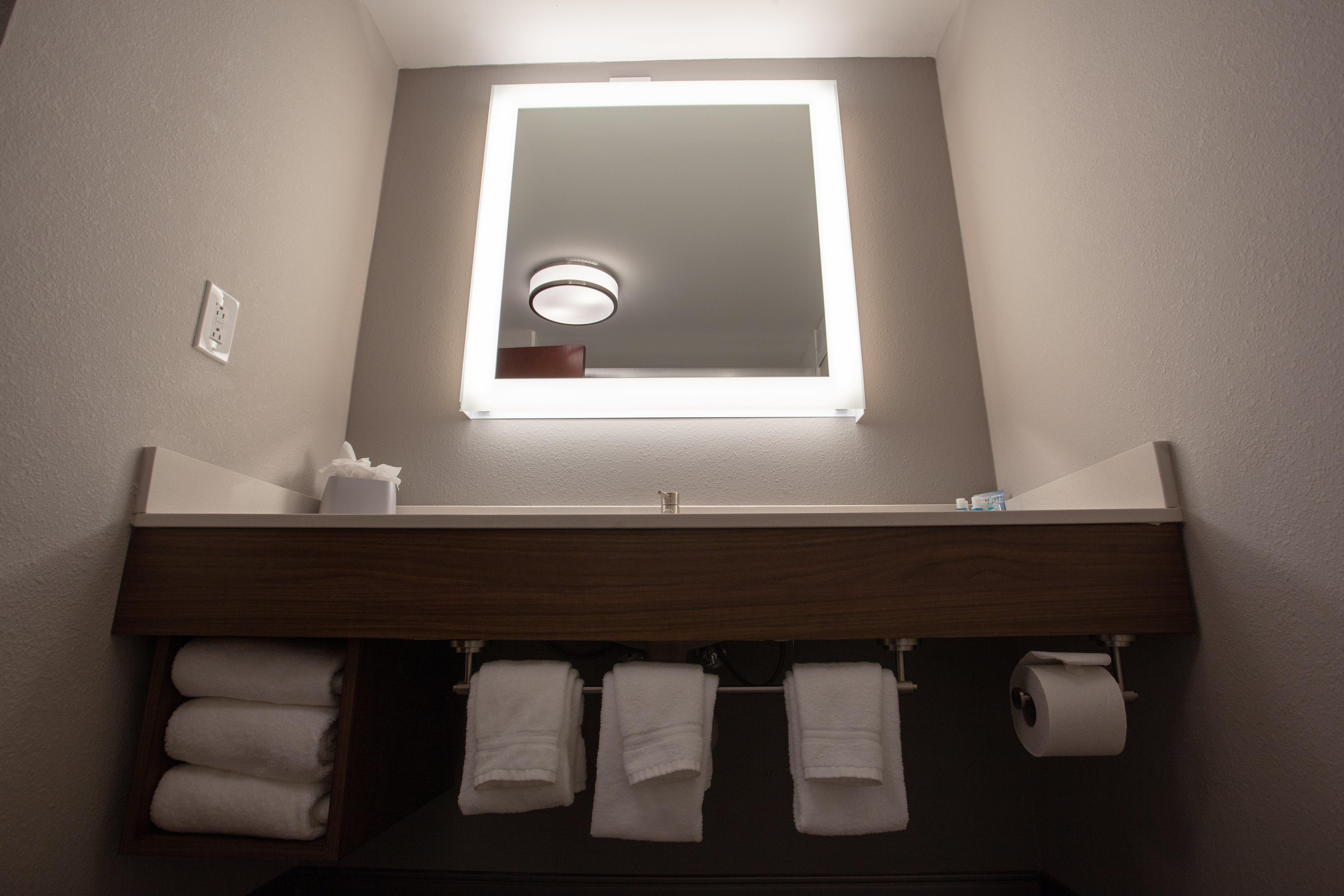 Holiday Inn Express & Suites Atlanta Perimeter Mall Hotel By Ihg Sandy Springs Eksteriør bilde