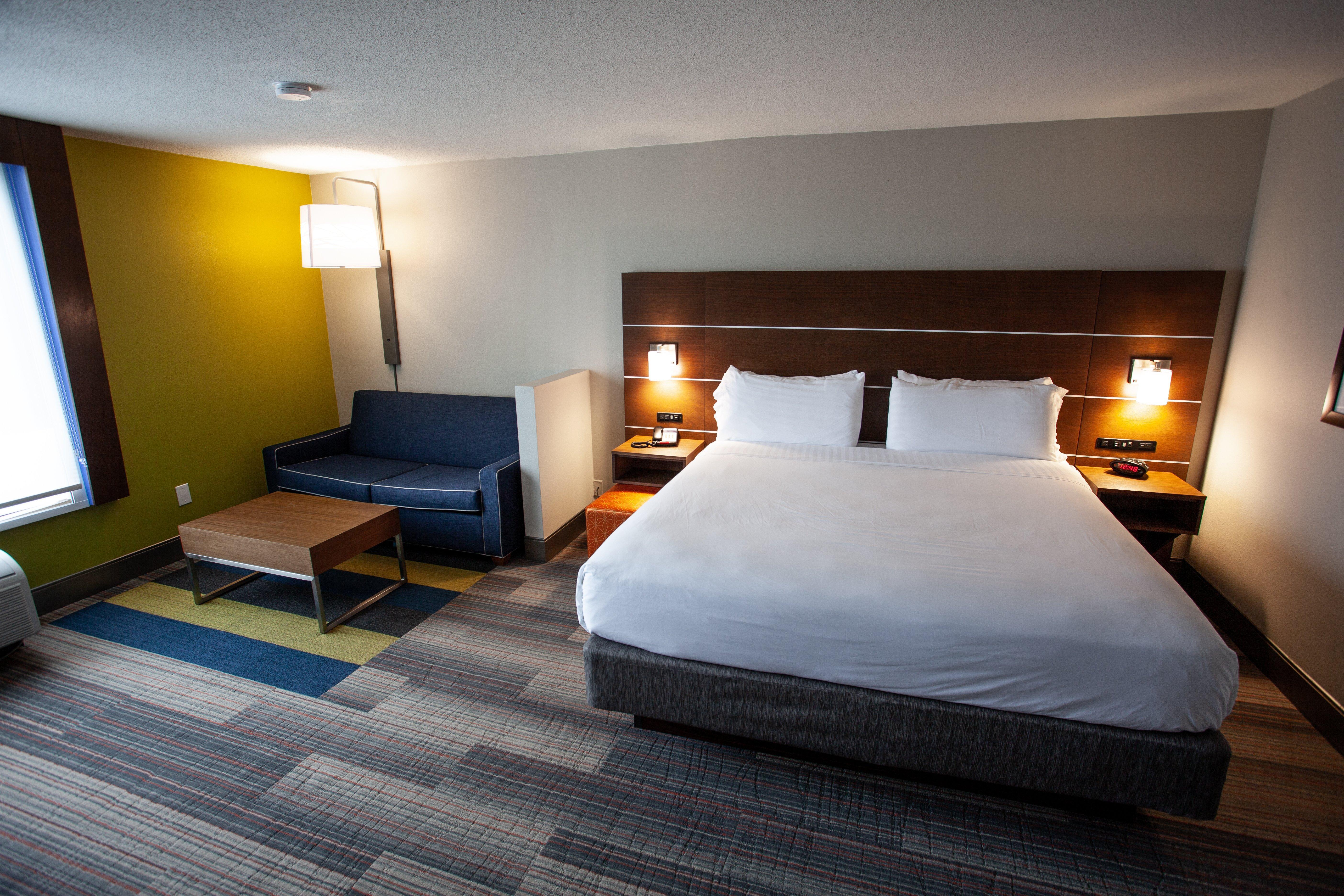 Holiday Inn Express & Suites Atlanta Perimeter Mall Hotel By Ihg Sandy Springs Eksteriør bilde