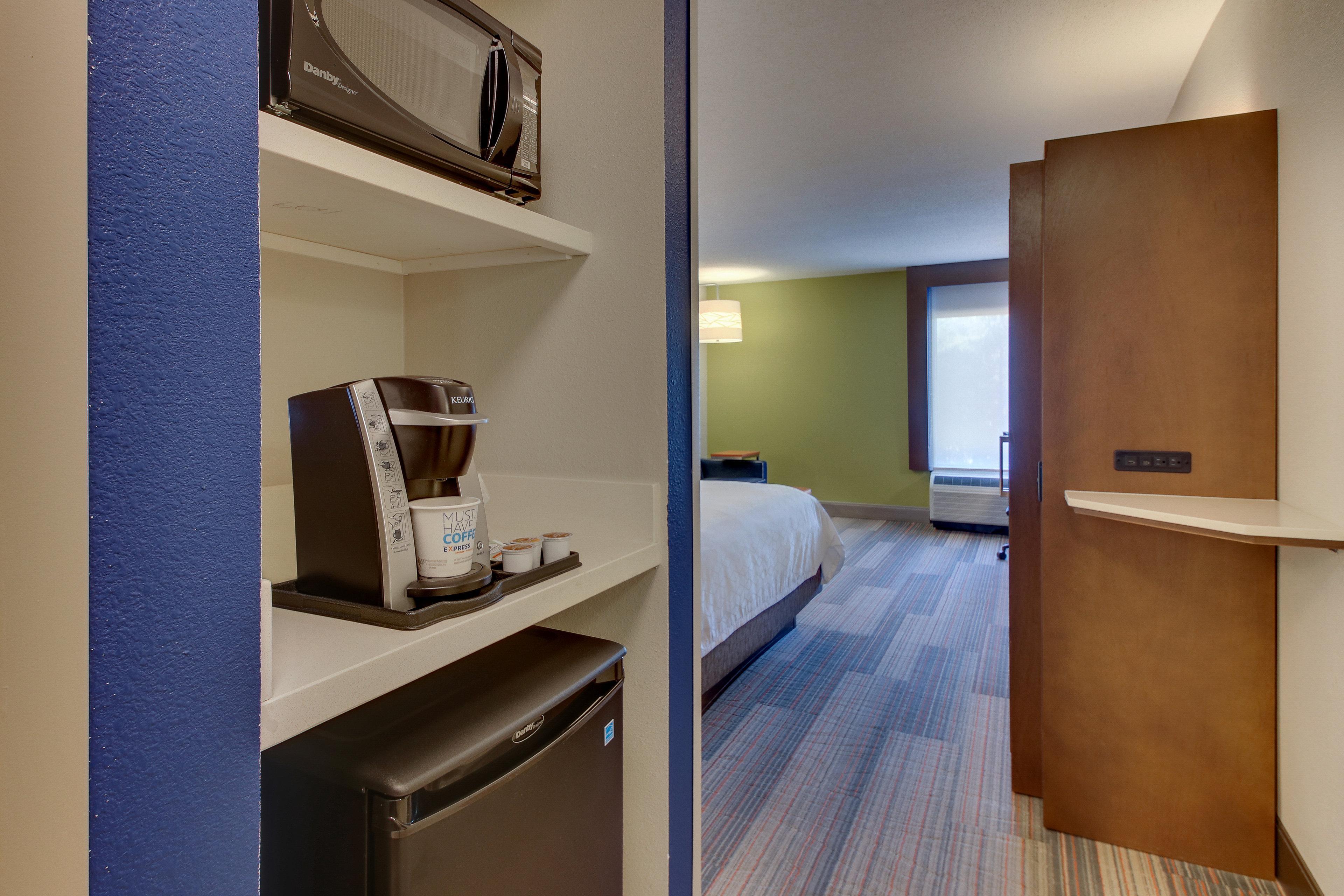 Holiday Inn Express & Suites Atlanta Perimeter Mall Hotel By Ihg Sandy Springs Eksteriør bilde